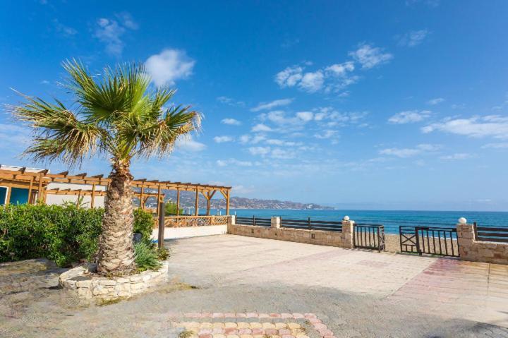 Dionysiasea 1 - Cozy Escape Steps From The Beach! Gazi Extérieur photo