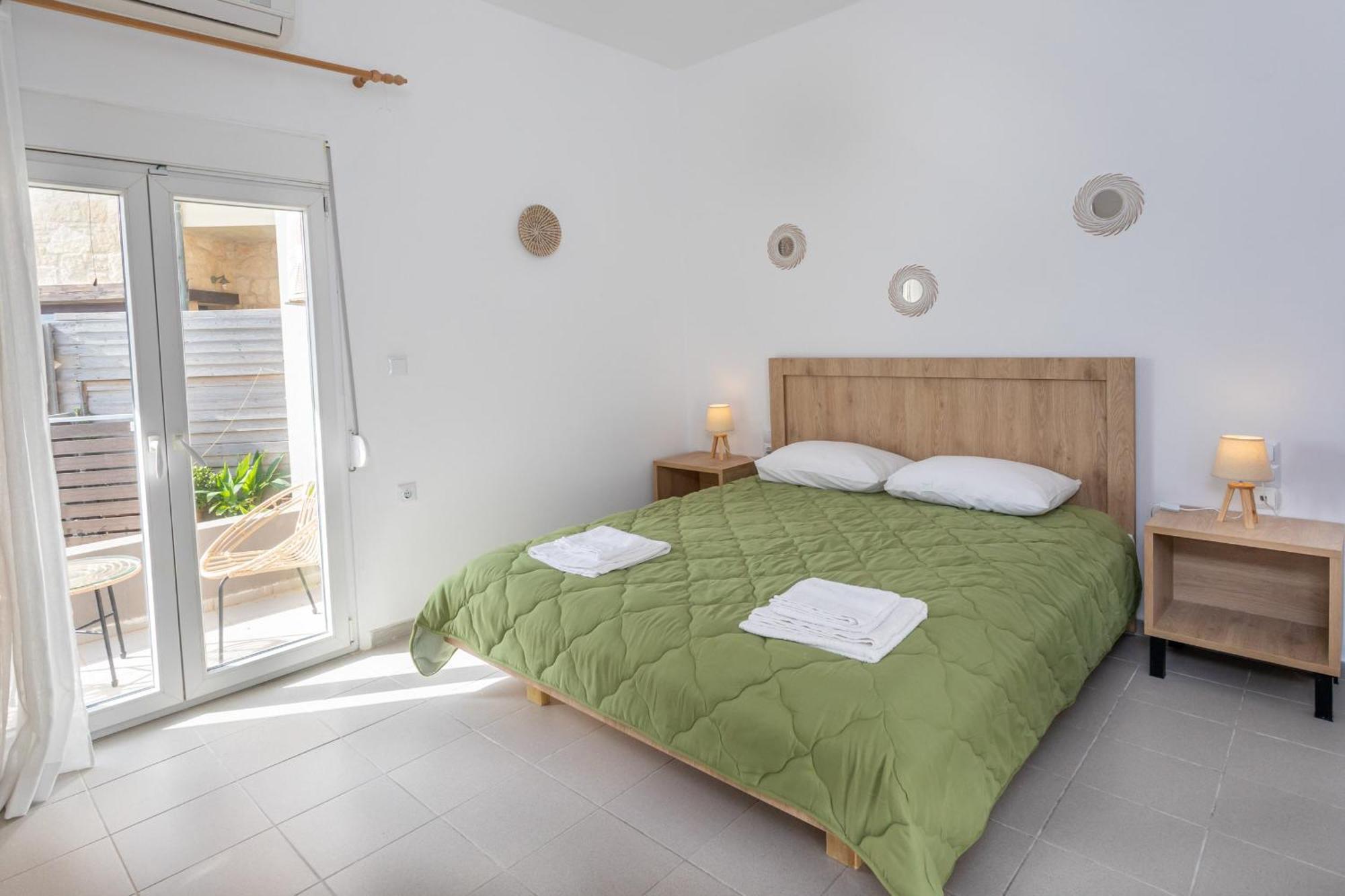 Dionysiasea 1 - Cozy Escape Steps From The Beach! Gazi Extérieur photo
