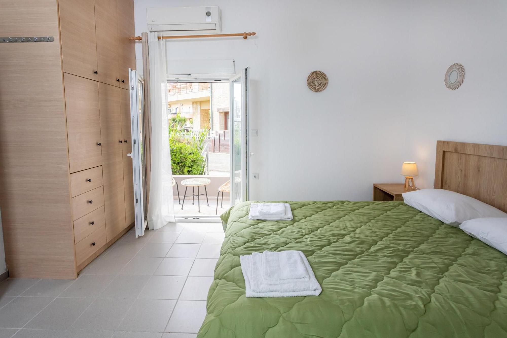 Dionysiasea 1 - Cozy Escape Steps From The Beach! Gazi Extérieur photo
