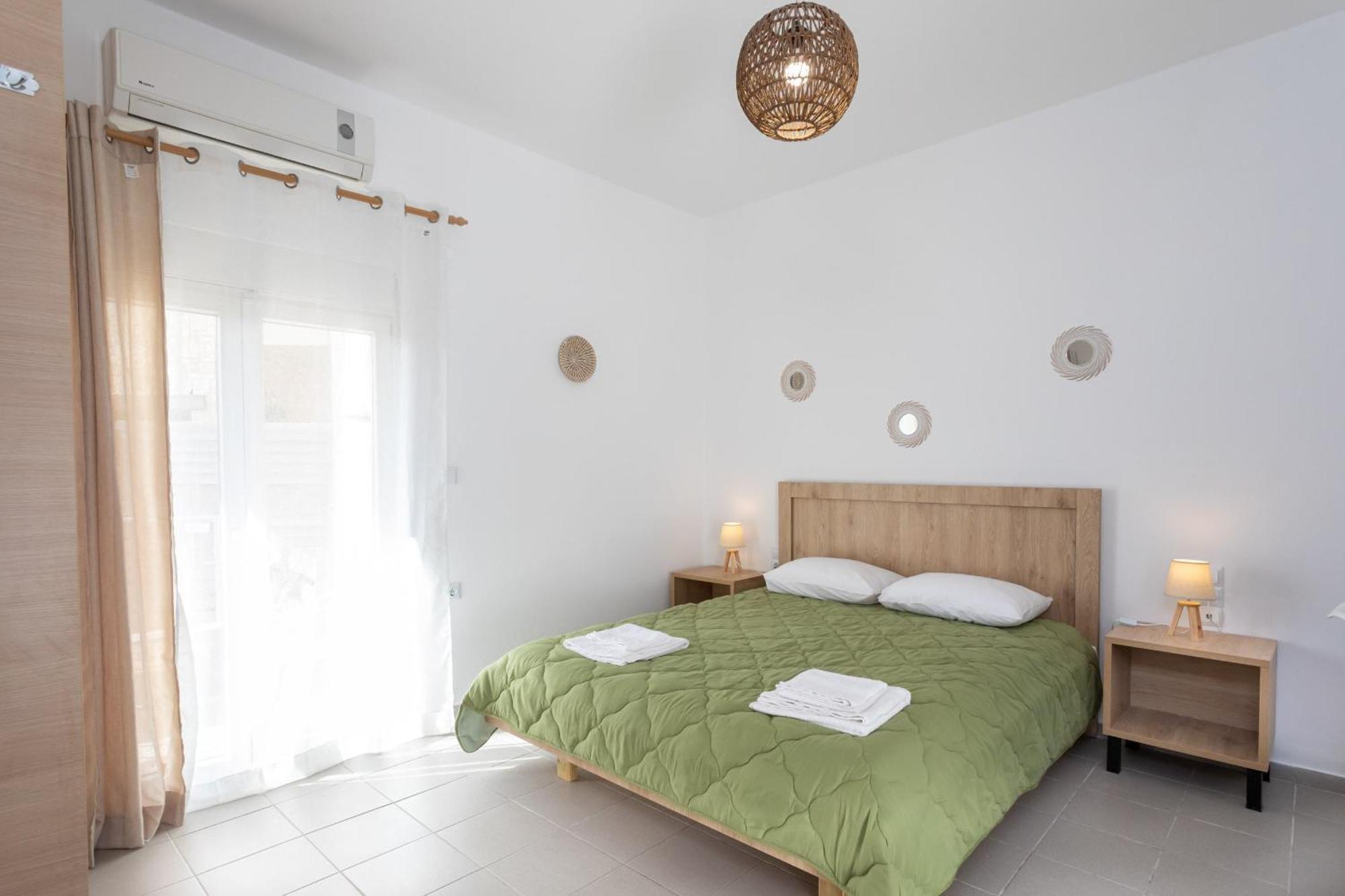 Dionysiasea 1 - Cozy Escape Steps From The Beach! Gazi Extérieur photo