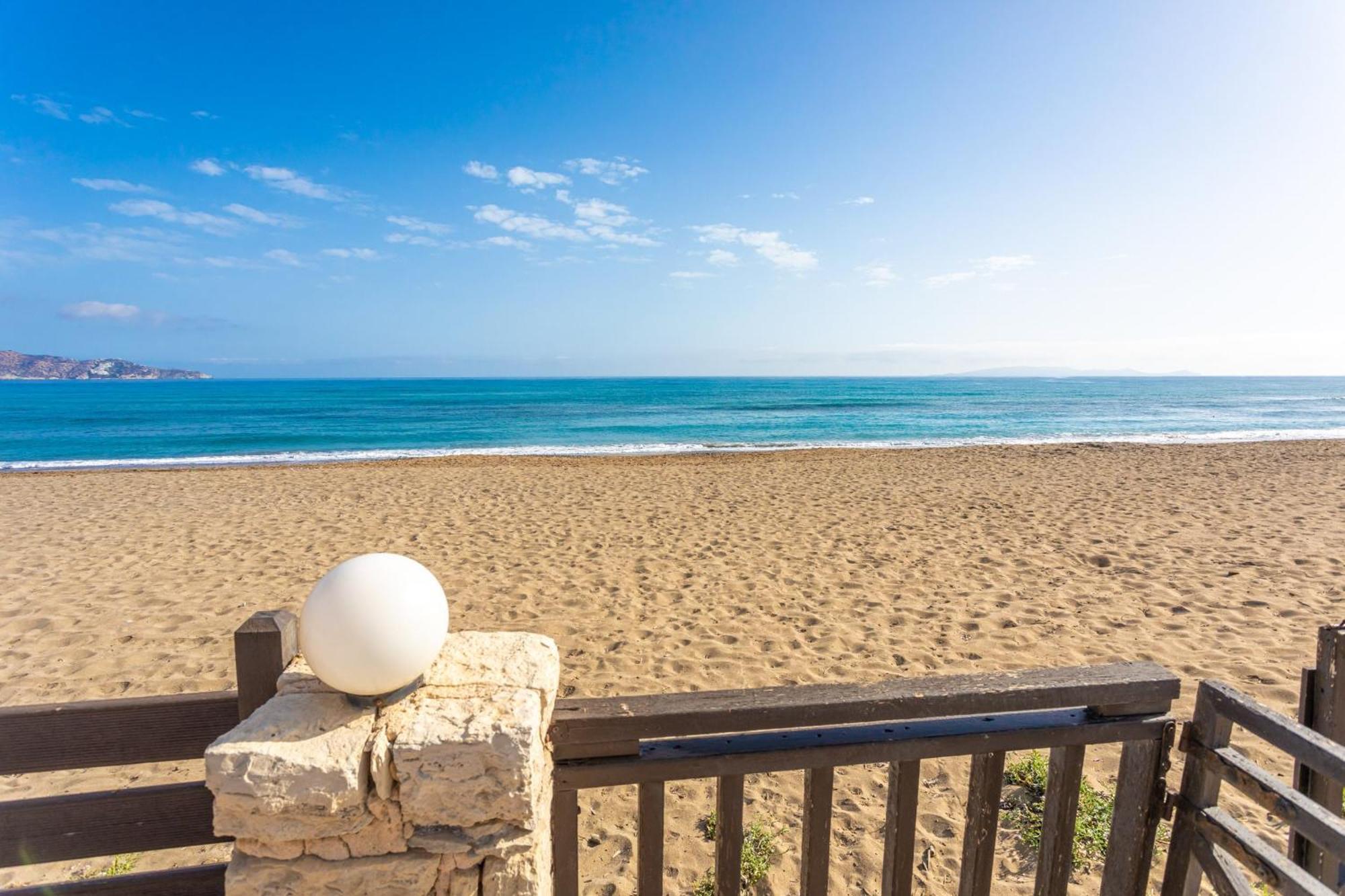 Dionysiasea 1 - Cozy Escape Steps From The Beach! Gazi Extérieur photo